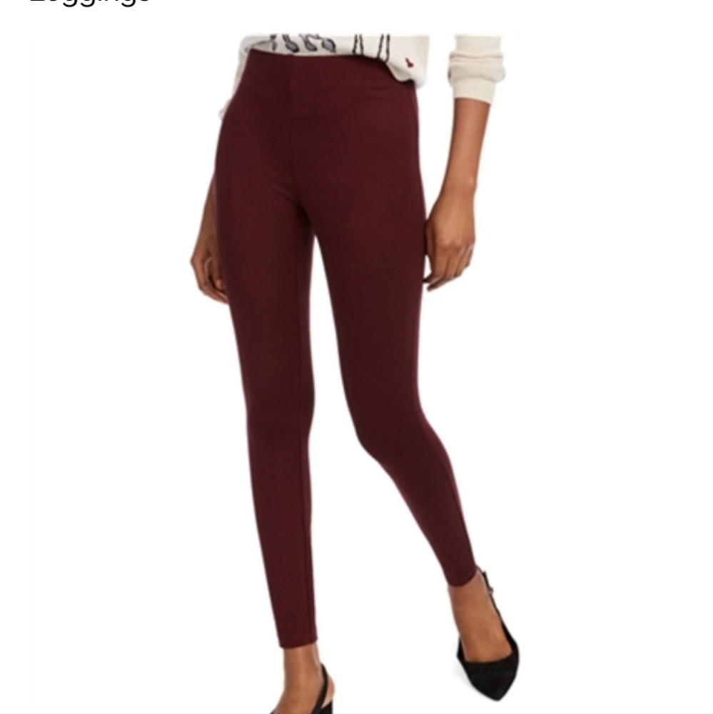 NWOT Vince Camuto Seamed Back Pointe leggings Small